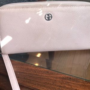 A baby pink Spring wallet